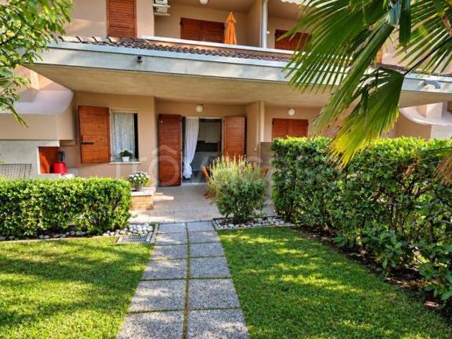 Villa Schiera in vendita a Bibione, San Michele al Tagliamento