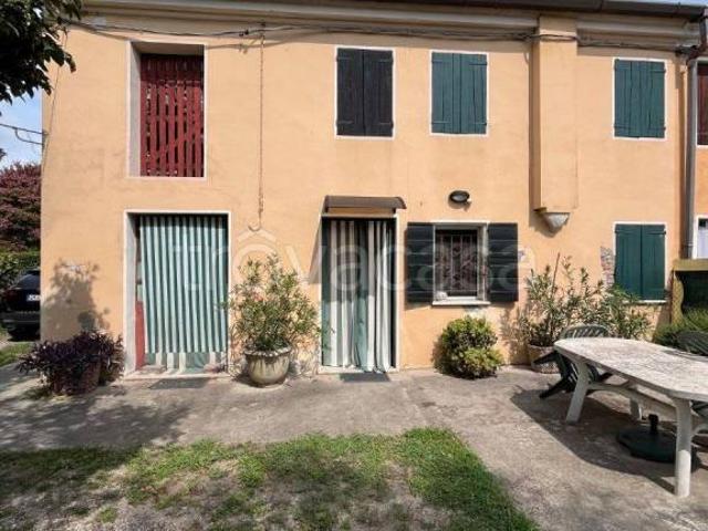 Villa Schiera in vendita a Legnago, Verona