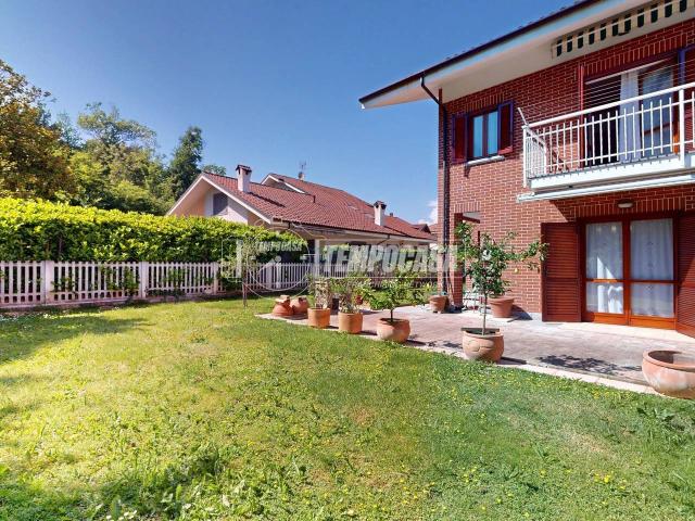 Villa Schiera in vendita a Piemonte, Torino