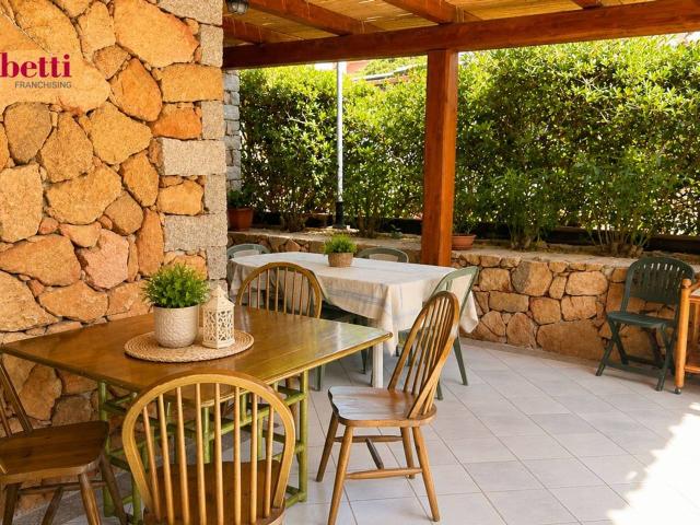Villa Schiera in vendita a Capo Testa, Santa Teresa Gallura