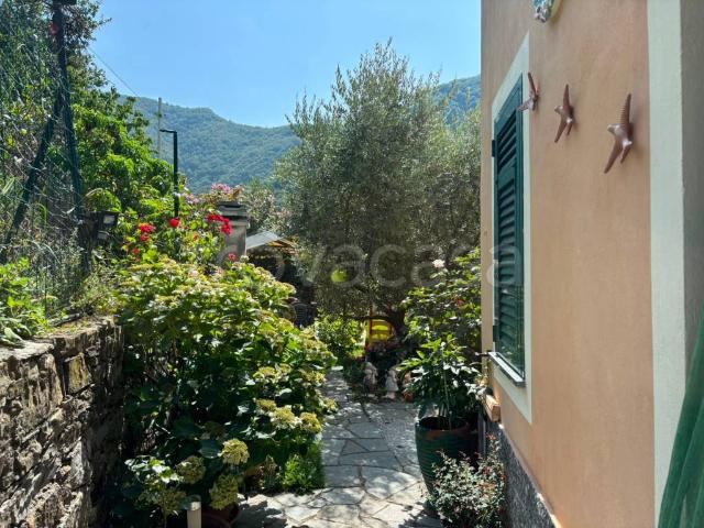 Villa Schiera in vendita a Sant'olcese, Liguria