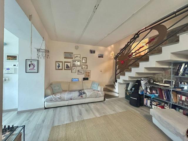 Appartamento in vendita a Nave, Sarzana
