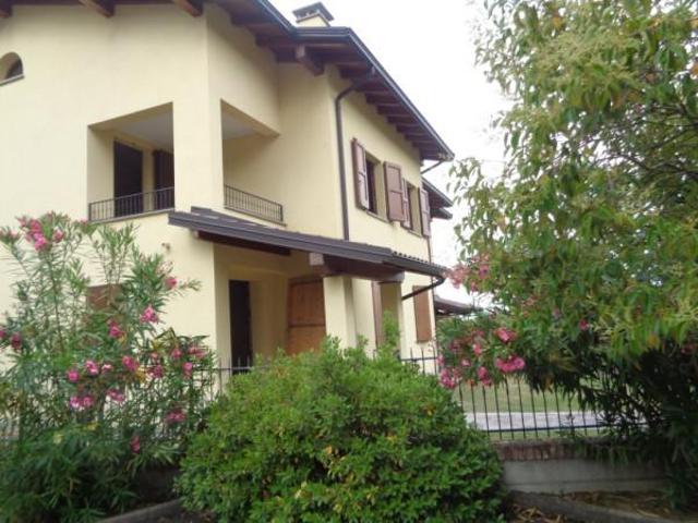 Villa Schiera in vendita a Unione dei comuni del Distretto Ceramico, Sassuolo