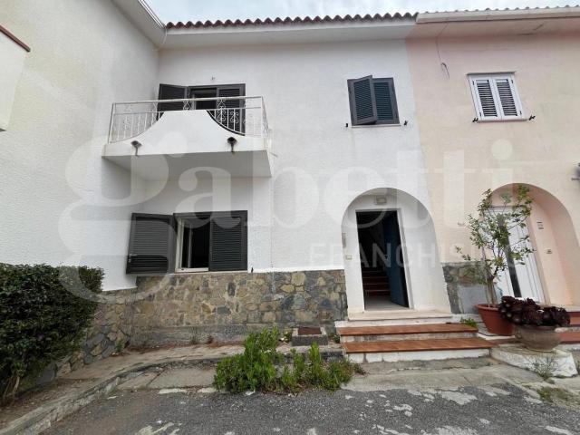 Villa Schiera in vendita a Ajnella, Calabria