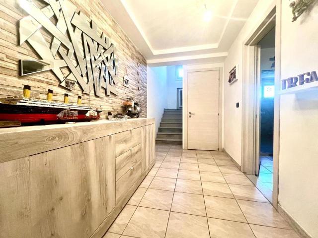 Villa Schiera in vendita a Tresinaro - Secchia, Re
