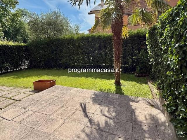 Villa Schiera in vendita a Rovagnasco, Segrate