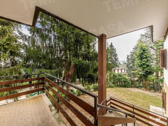 Villa Schiera in vendita a Unione dei comuni del Frignano, Serramazzoni