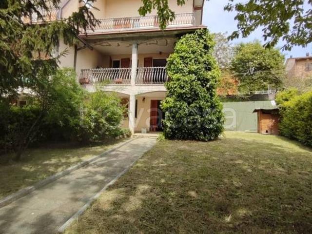 Villa Schiera in vendita a Unione dei comuni del Frignano, Serramazzoni
