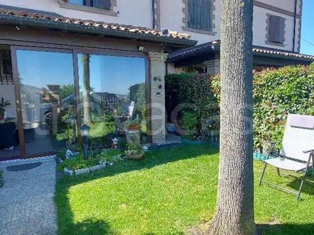 Villa Schiera in vendita a Unione dei comuni del Frignano, Serramazzoni
