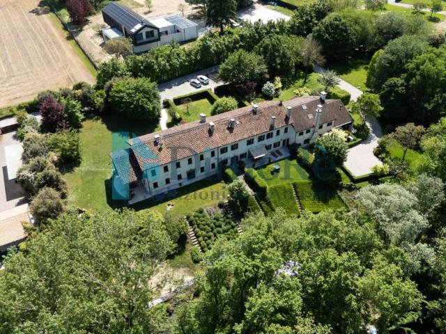 Villa Schiera in vendita a Silea, Veneto