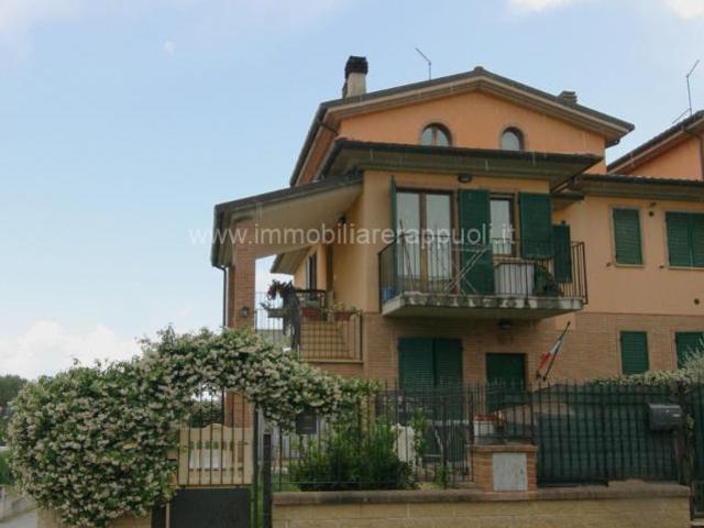 Villa Schiera in vendita a Pieve Di Sinalunga, Toscana