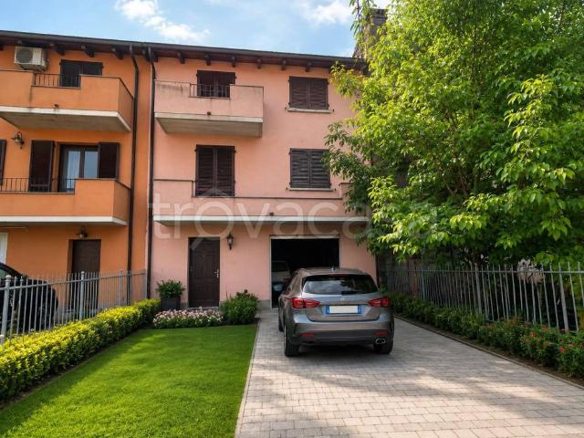 Villa Schiera in vendita a Sissa Trecasali, Sissa