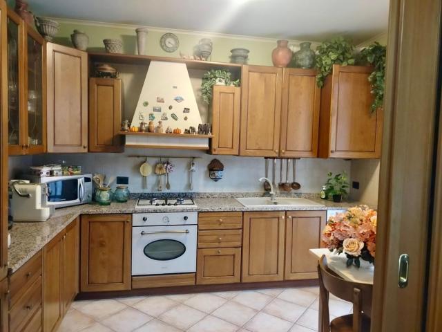 Villa Schiera in vendita a Santoline, Solferino