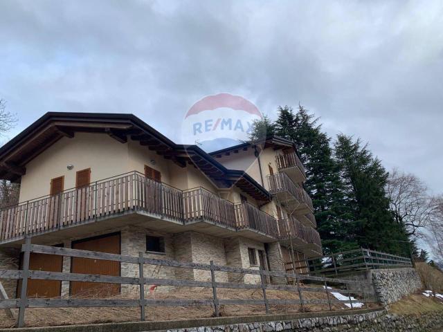Villa Schiera in vendita a Sormano, Lombardia