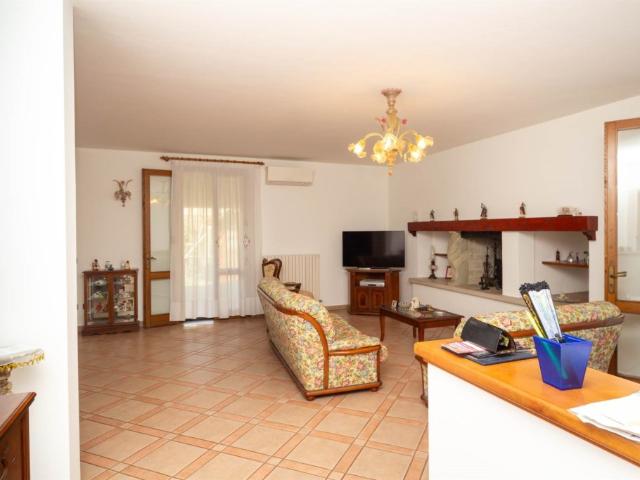 Villa Schiera in vendita a Rossignago, Spinea