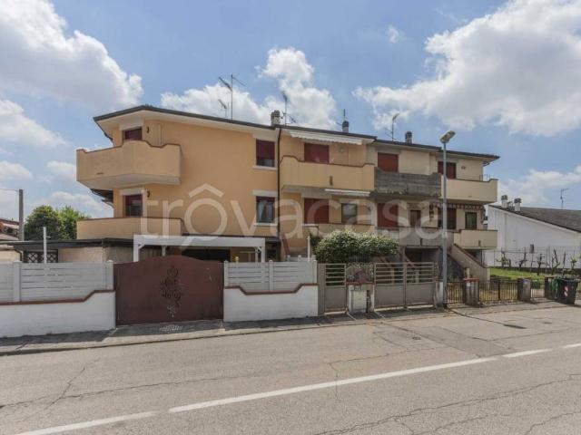 Villa Schiera in vendita a Mirabello, Terre del Reno