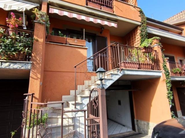 Villa Schiera in vendita a Tor Lupara, Roma Capitale