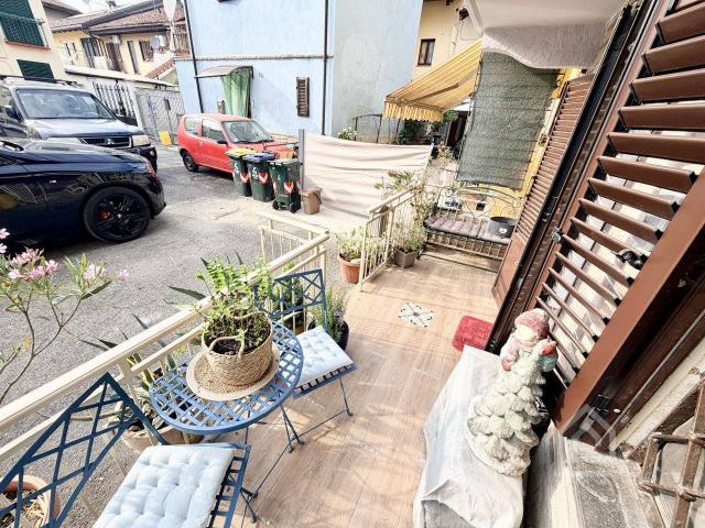 Villa Schiera in vendita a Bertolla, Piemonte
