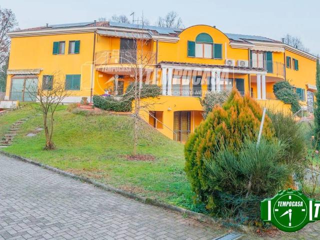 Villa Schiera in vendita a Torre D'isola, Lombardia