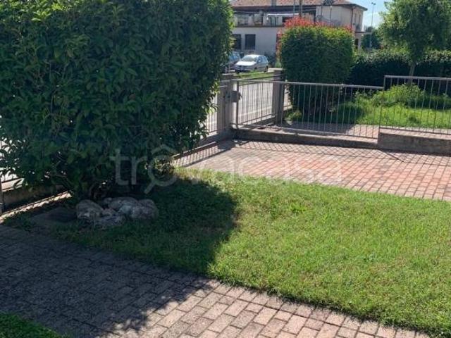 Villa Schiera in vendita a Sant'Ambrogio, Trebaseleghe