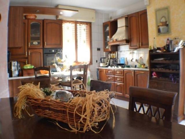 Villa Schiera in vendita a Unione di comuni Montana Lunigiana, Tresana
