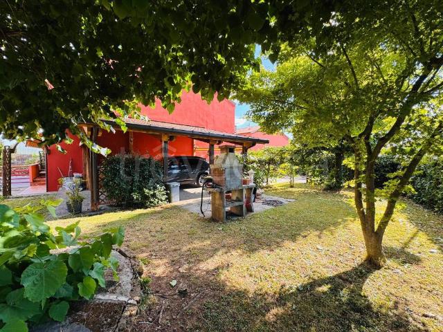 Villa Schiera in vendita a Tricesimo, Friuli-Venezia Giulia