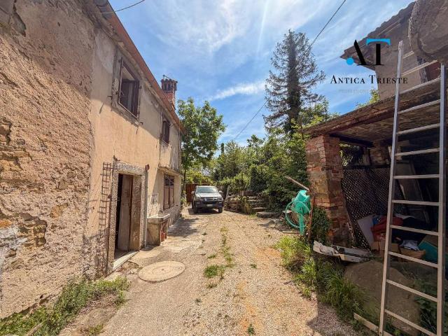 Villa Schiera in vendita a Conconello / Ferlugi, Villa Opicina