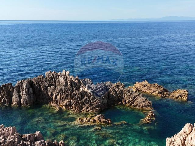 Villa Schiera in vendita a Trinità d'Agultu e Vignola, Sardigna/Sardegna