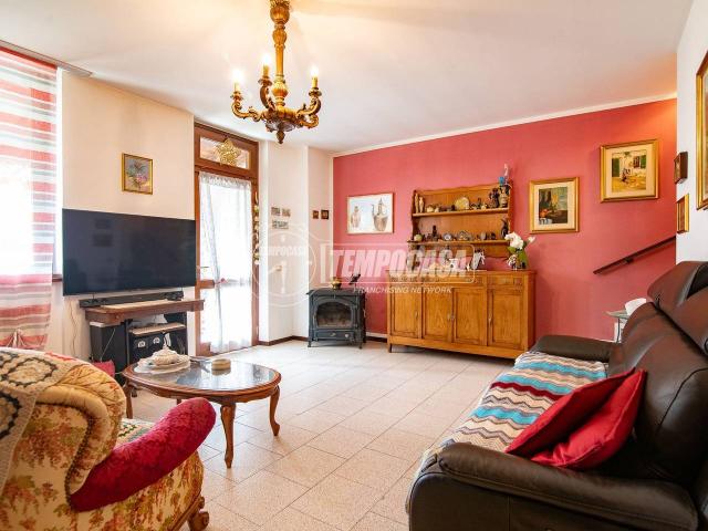 Villa Schiera in vendita a Truccazzano, Lombardia