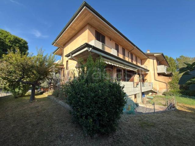 Villa Schiera in vendita a Cavaione, Truccazzano