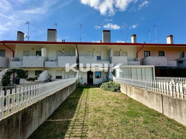 Villa Schiera in vendita a Beivârs, Udine / Udin