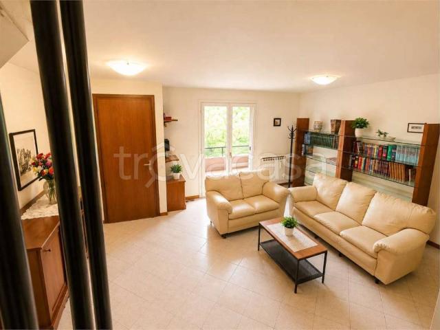 Villa Schiera in vendita a Marche, Pesaro E Urbino