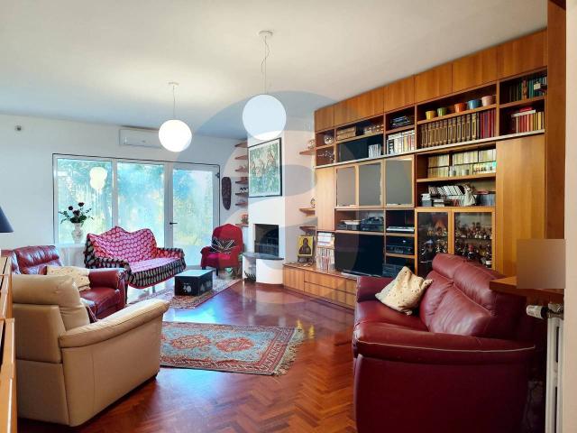Villa Schiera in vendita a Puglia, Bari