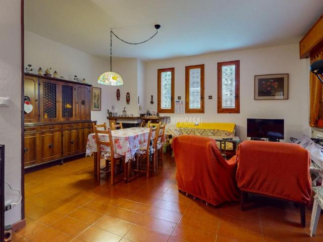 Villa Schiera in vendita a Unione dei comuni Valli del Reno, Lavino e Samoggia, Bortolani