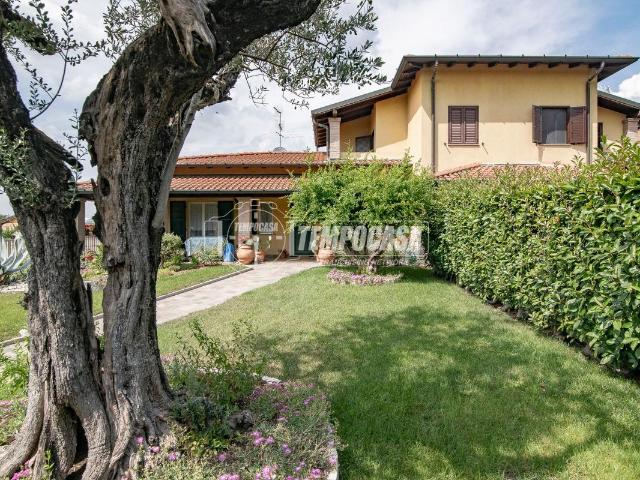 Villa Schiera in vendita a Vaprio D'adda, Lombardia