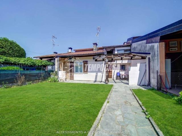 Villa Schiera in vendita a Piemonte, Novara