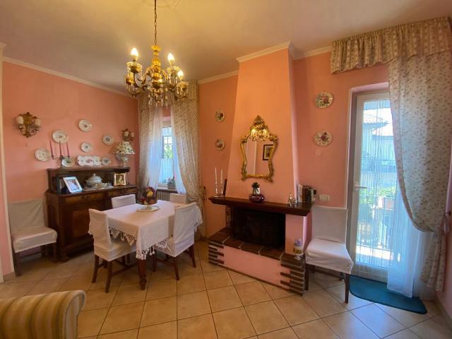 Villa Schiera in vendita a Vasanello, Lazio