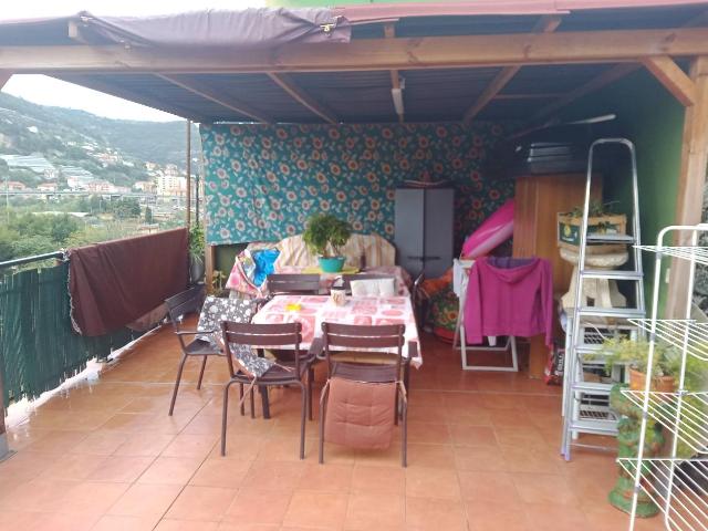 Villa Schiera in vendita a Ventimiglia, Liguria