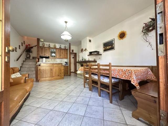 Villa Schiera in vendita a Unione dei comuni Valle del Savio, Verghereto