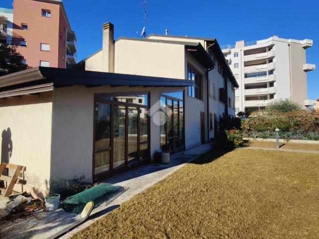 Villa Schiera in vendita a Ovest, Brenzone