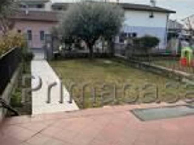 Villa Schiera in vendita a Ovest, Brenzone