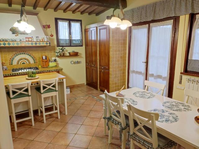 Villa Schiera in vendita a Viareggio, Toscana