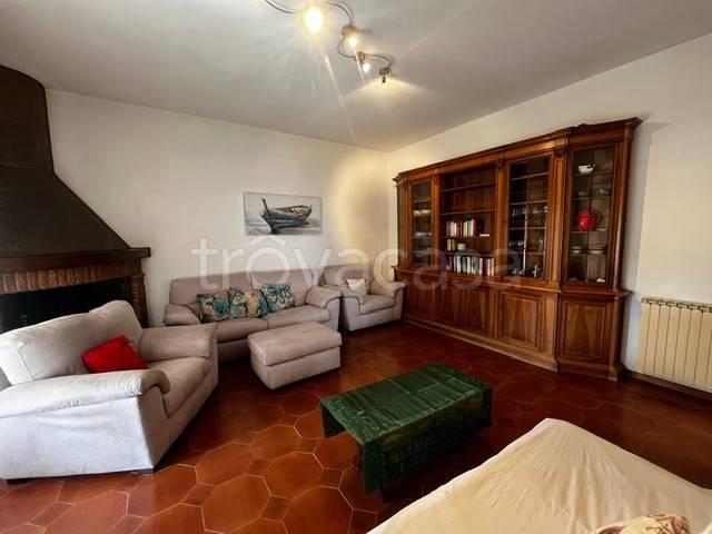 Villa Schiera in vendita a Viareggio, Toscana