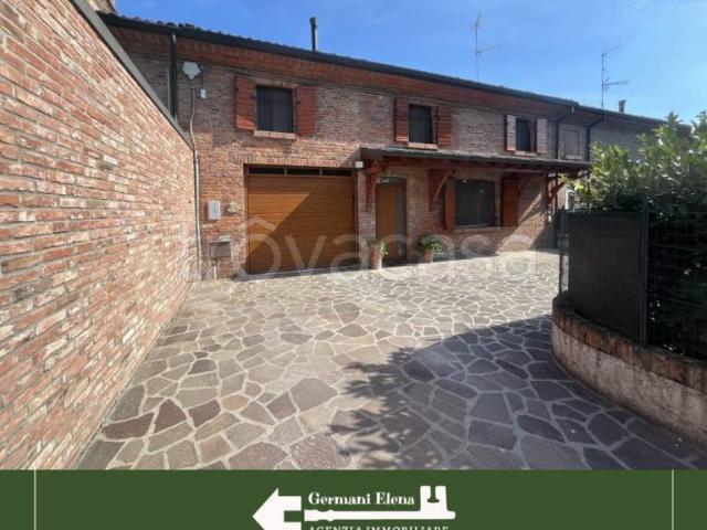 Villa Schiera in vendita a Vicobellignano, Casalmaggiore