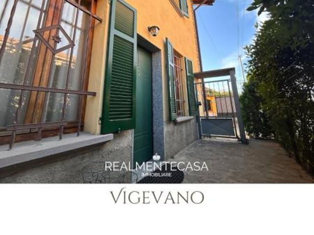 Villa Schiera in vendita a Fogliano, Vigevano