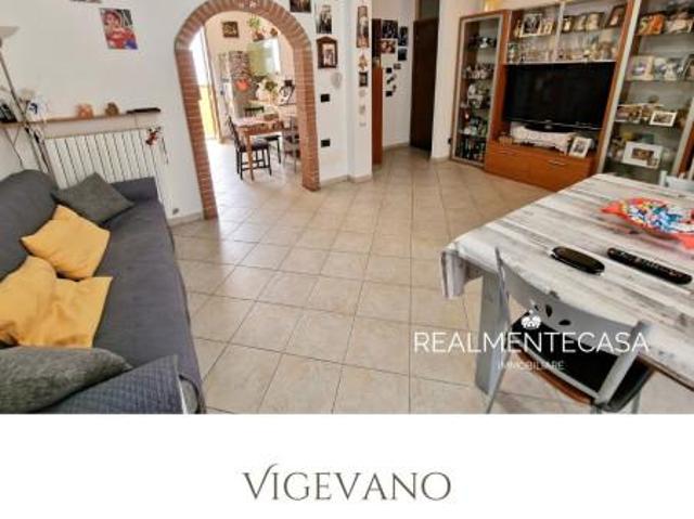 Villa Schiera in vendita a Cascina Badalla, Vigevano