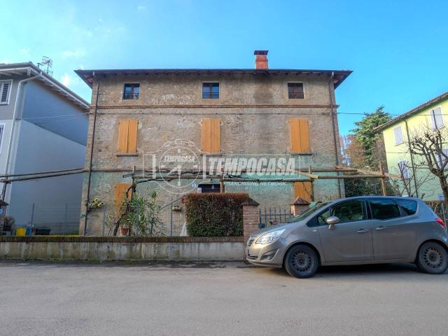 Villa Schiera in vendita a Unione di comuni Terre di Castelli, Vignola
