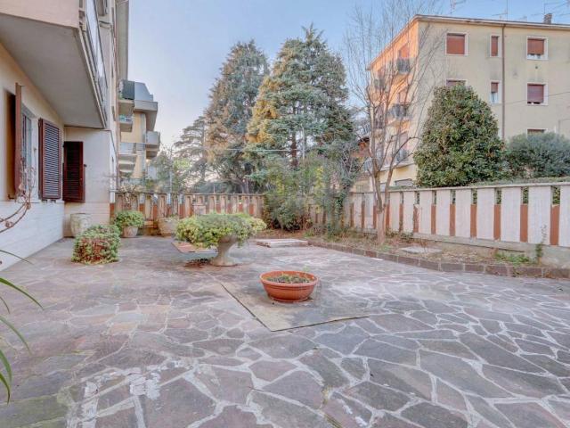 Villa Schiera in vendita a Unione di comuni Terre di Castelli, Vignola