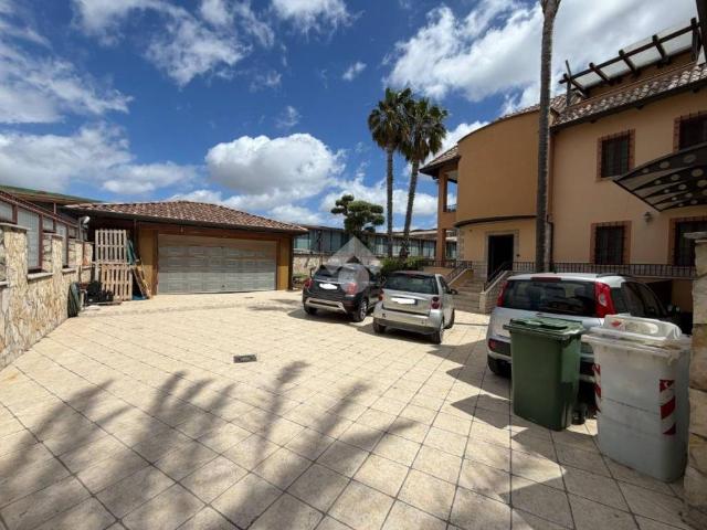 Villa Schiera in vendita a Villaricca, Campania