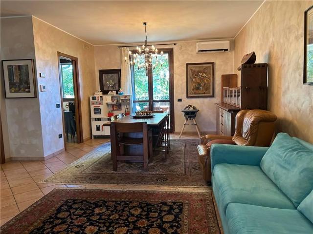 Villa Schiera in vendita a Villongo, Lombardia